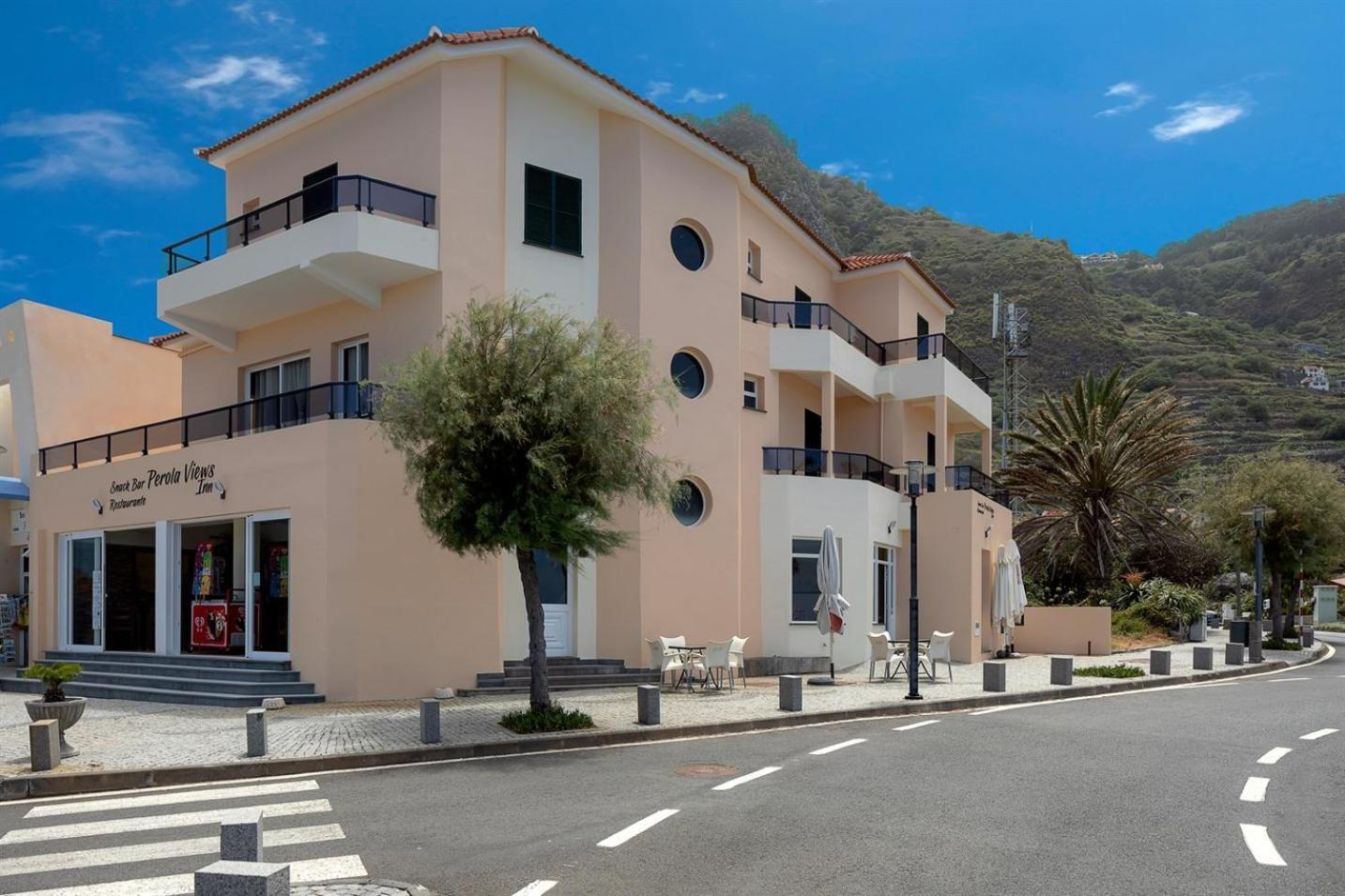 Perola Views Inn By Madeira Sun Travel Porto Moniz Exterior photo